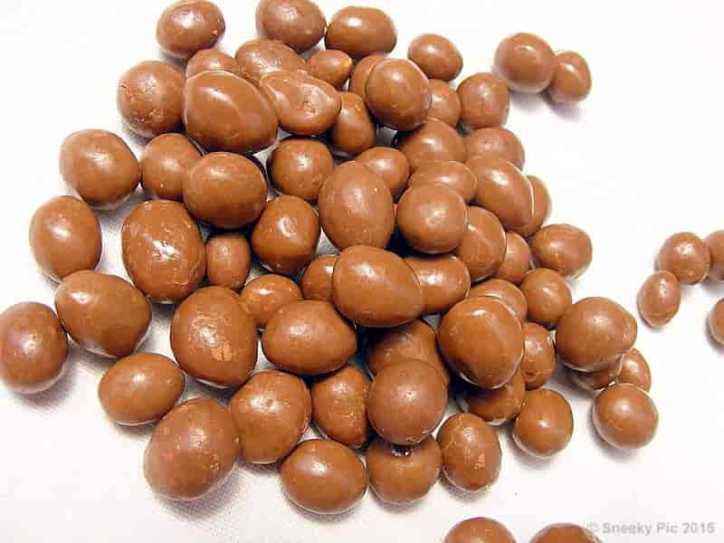 Chocolate Coated Peanuts